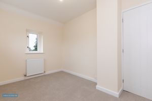 Bedroom- click for photo gallery
